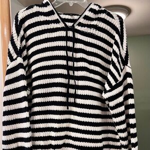 Sanctuary (Nordstrom) Black and White Striped Hooded Women’s Sweater Size L
